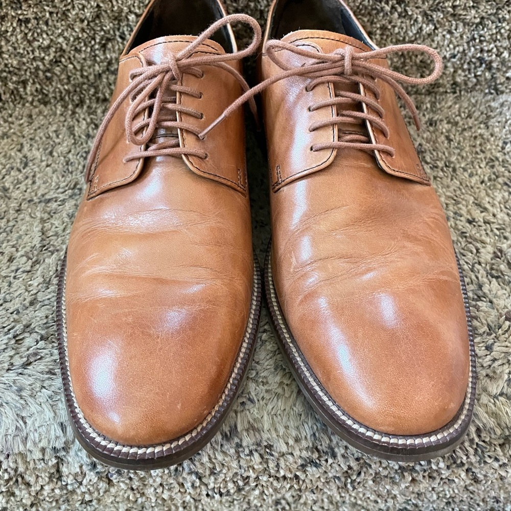 Cole Haan oxfords with Nike air soles size 9